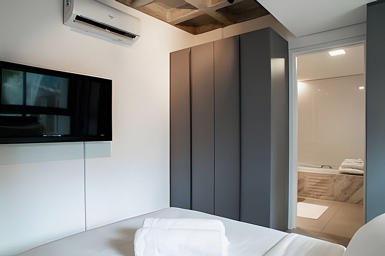 Refúgio Urbano: Loft Moderno com Jacuzzi
