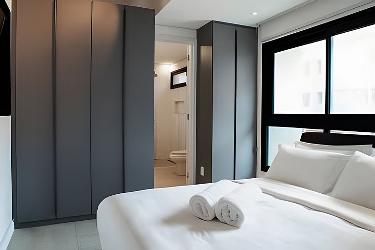 Refúgio Urbano: Loft Moderno com Jacuzzi