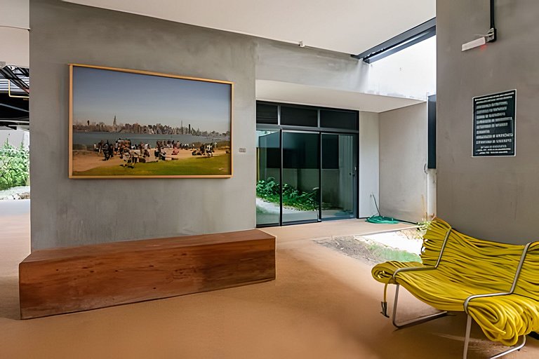 Refúgio Urbano: Loft Moderno com Jacuzzi