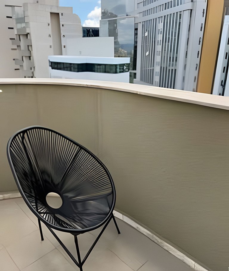 Linda cobertura com vista