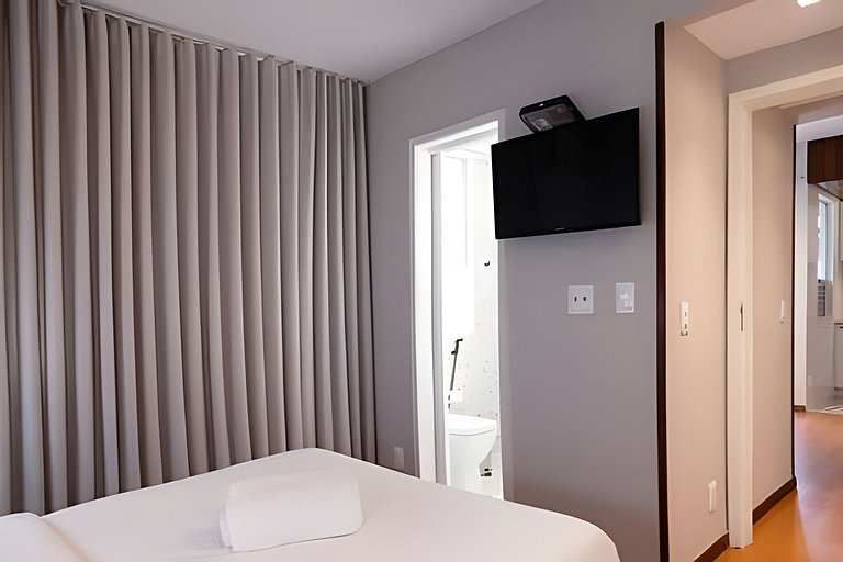 Apto Moderno com Vista e Piscina