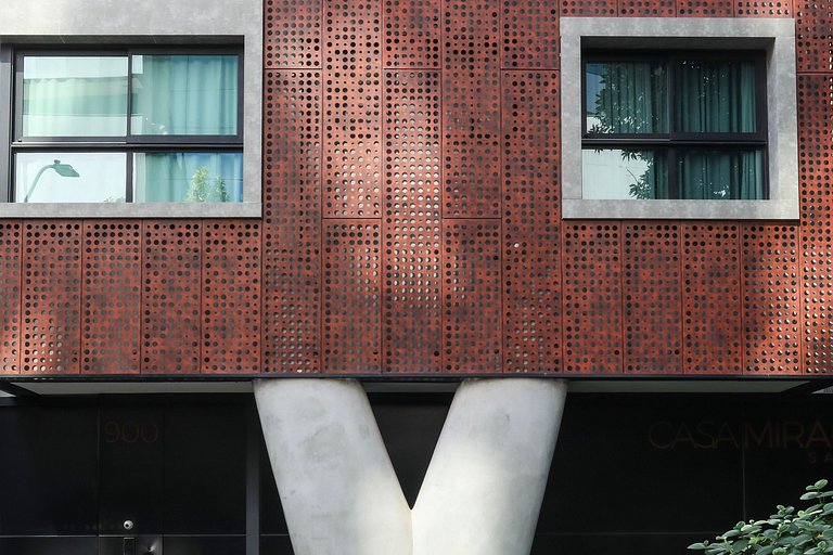 Refúgio Urbano: Loft Moderno com Jacuzzi