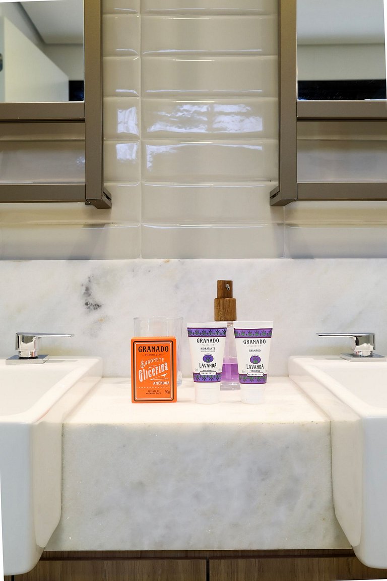 Refúgio Urbano: Loft Moderno com Jacuzzi