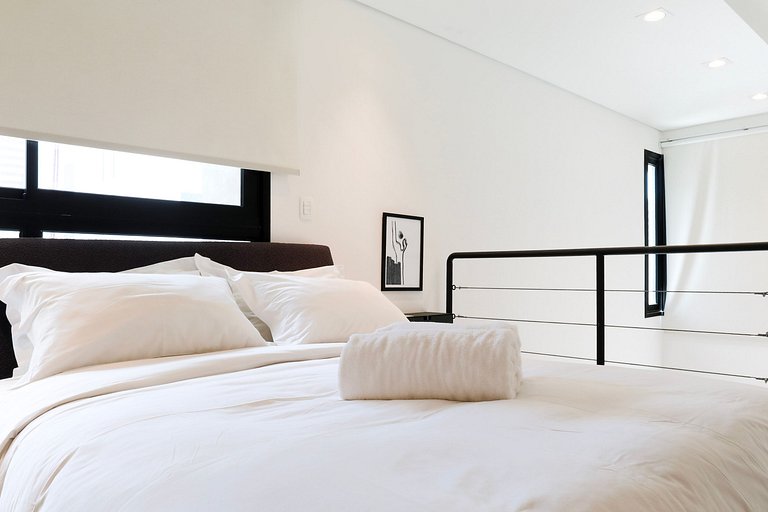 Refúgio Urbano: Loft Moderno com Jacuzzi