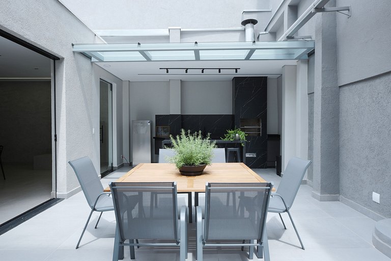 Novo • Moderno • Localização Perfeita