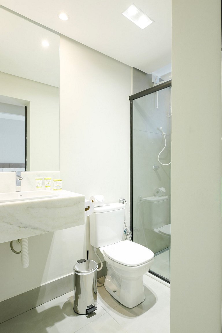 Estúdio novo e completo perto da Savassi