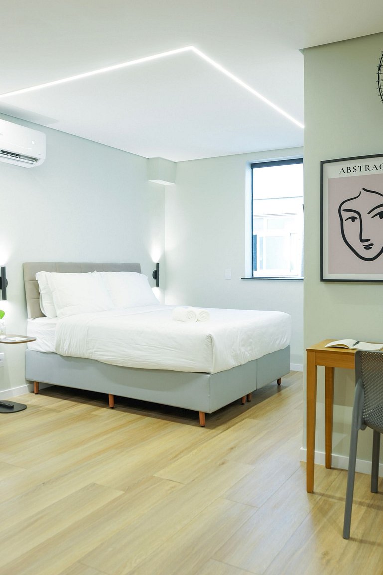 Studio cobertura com terraço, ar e churrasqueira