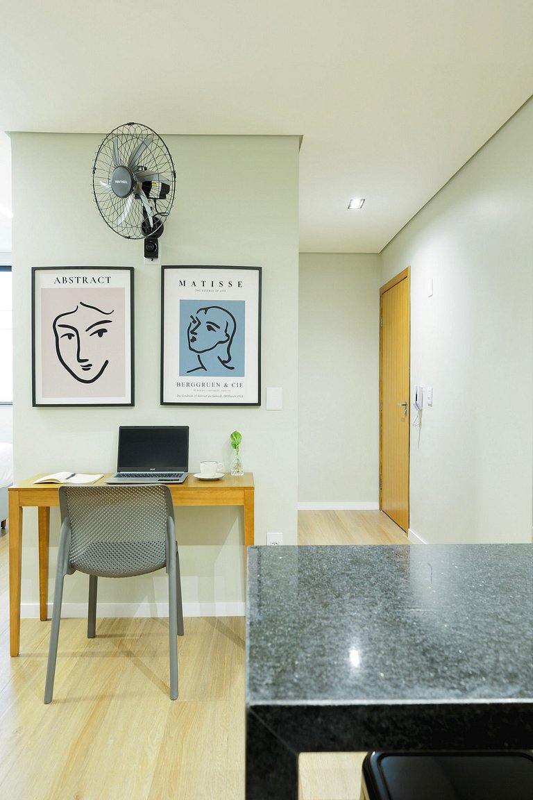 Studio cobertura com terraço, ar e churrasqueira