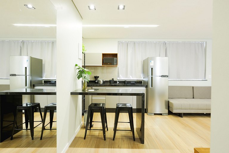 Studio cobertura com terraço, ar e churrasqueira