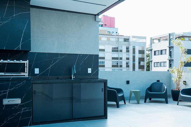 Studio cobertura com terraço, ar e churrasqueira