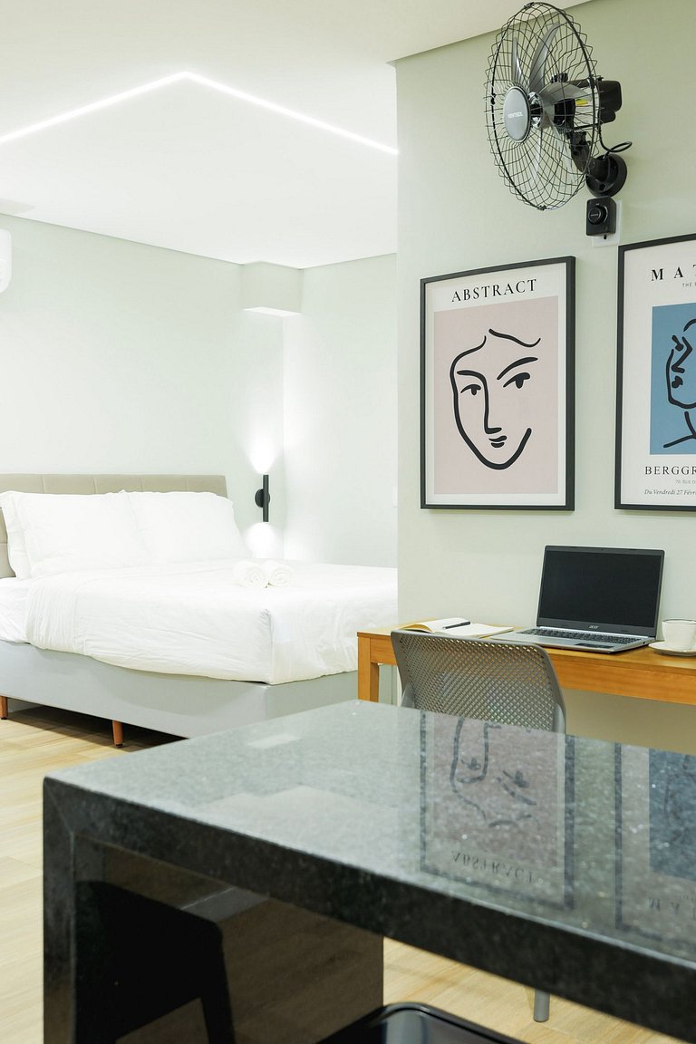 Studio cobertura com terraço, ar e churrasqueira