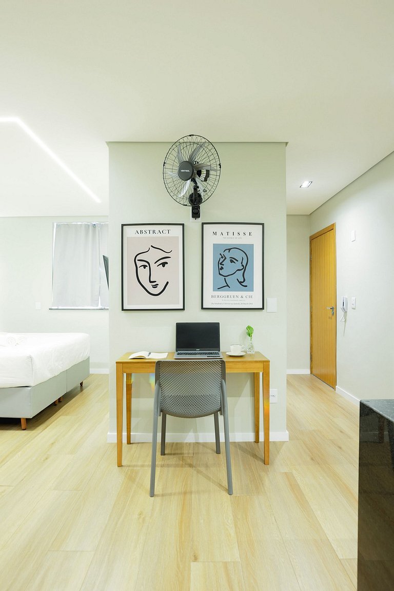 Studio cobertura com terraço, ar e churrasqueira