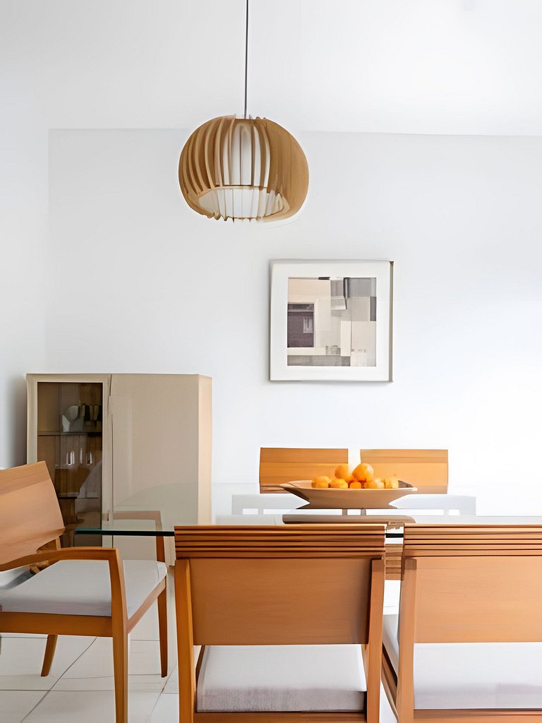 Apto de 2 Quartos bem localizado