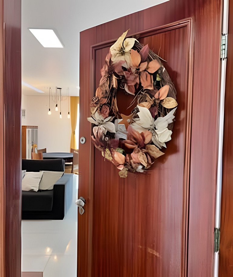 Enorme cobertura com linda vista da cidade