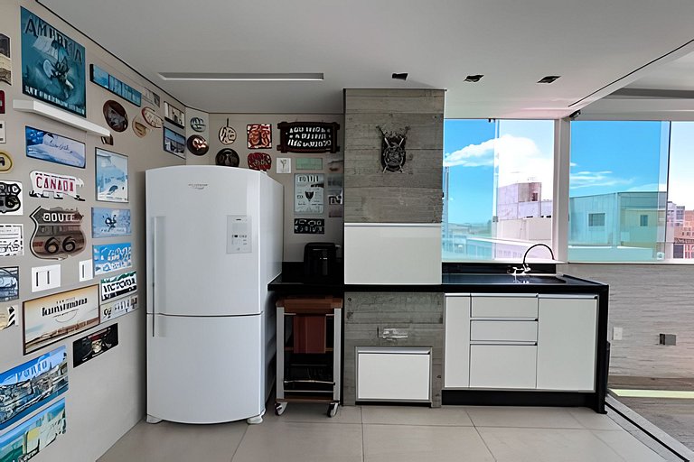 Enorme cobertura com linda vista da cidade