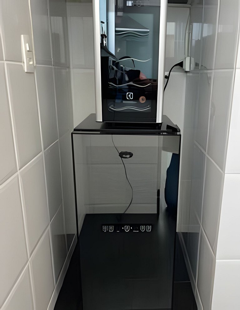 Enorme cobertura com linda vista da cidade