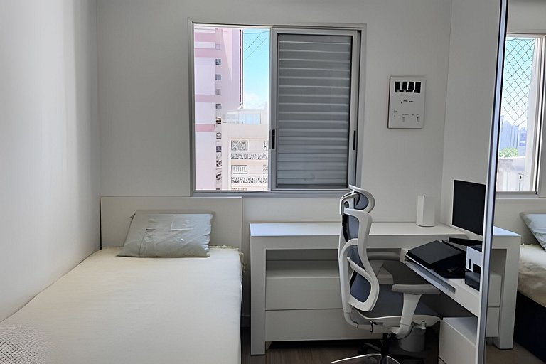 Enorme cobertura com linda vista da cidade