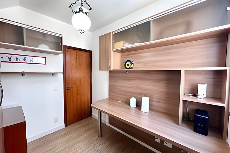 Enorme cobertura com linda vista da cidade